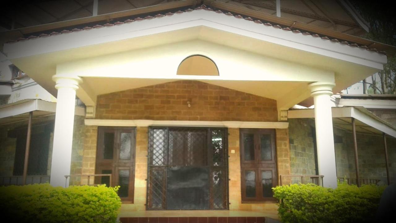 Вилла 3 Bhk Bungalow In Panchgani For Daily Rent Сатара Экстерьер фото